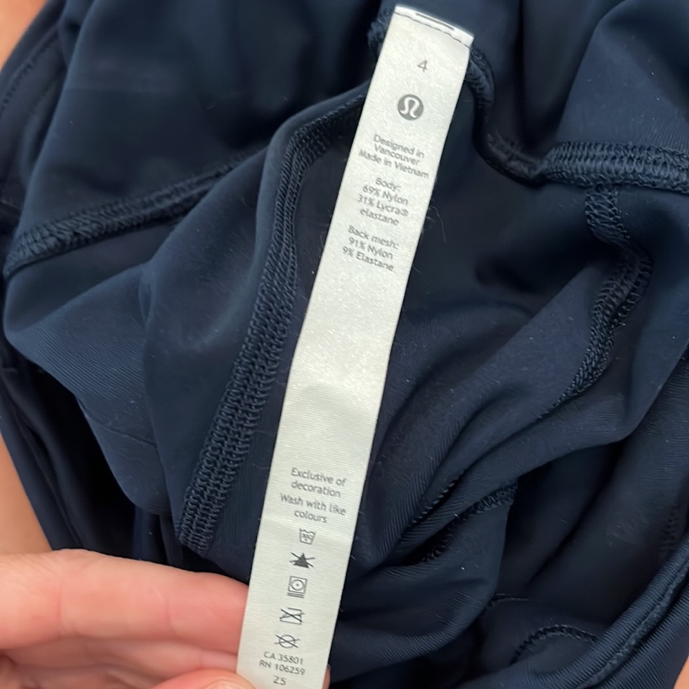 Lulu Lemon Fast and Free Navy Blue Leggings Size 4